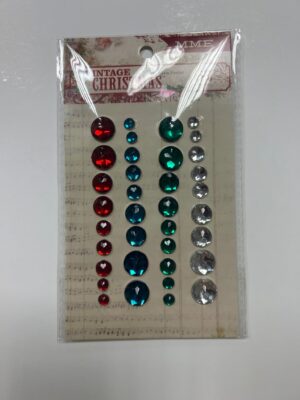 Poolpärlid läikivad