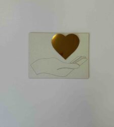 Kujunduselement- Südant hoidev peopesa