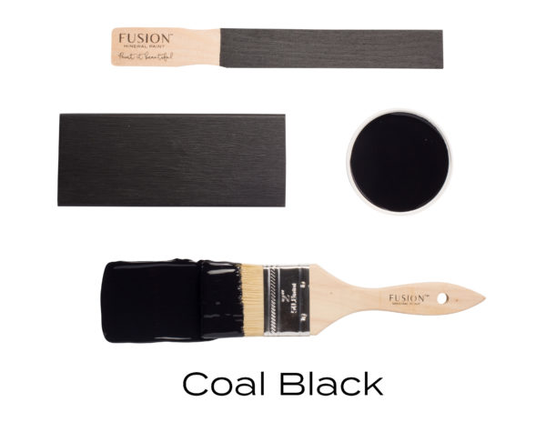 fusion_mineral_paint-coalblack-tester